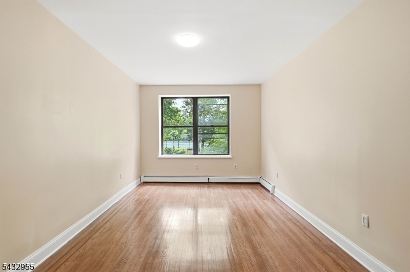 Parc West Condominium Assoc - Residential
