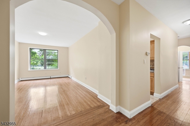 Parc West Condominium Assoc - Residential