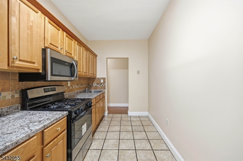 Parc West Condominium Assoc - Residential