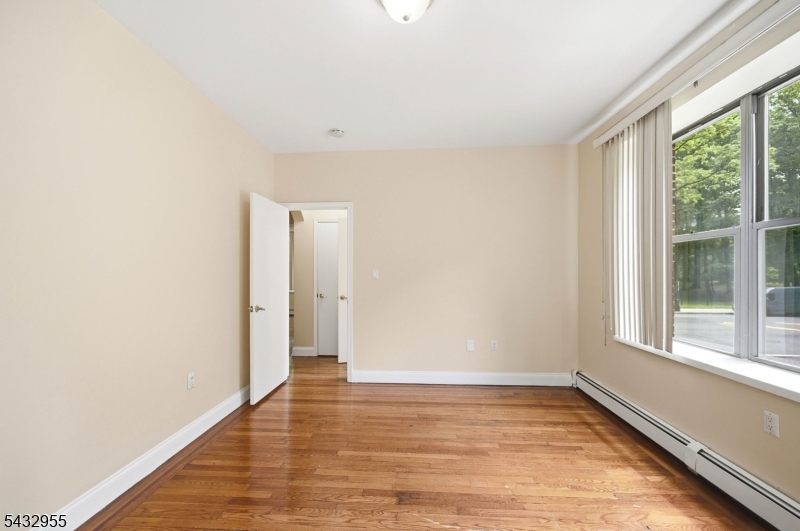 Parc West Condominium Assoc - Residential
