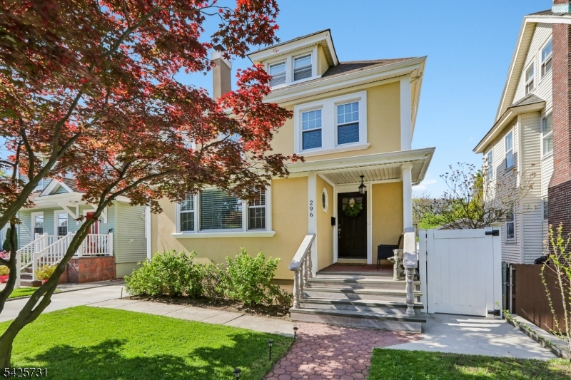 Forest Hill - Residential