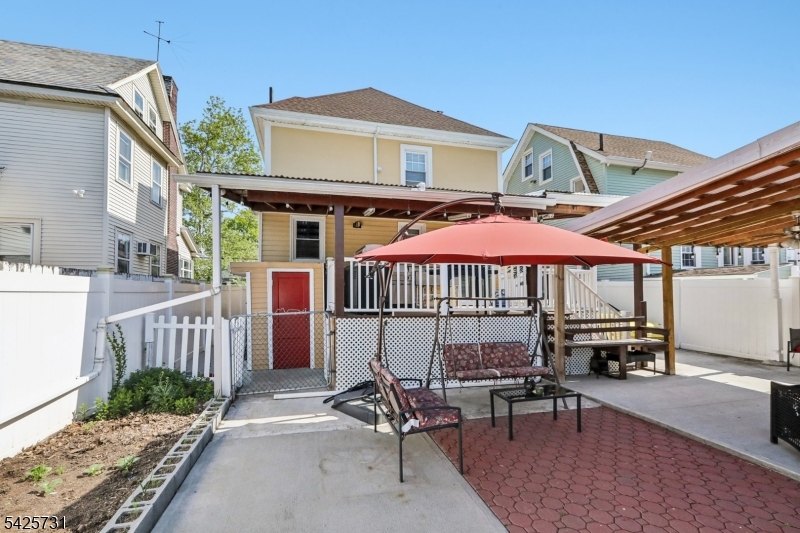 Forest Hill - Residential