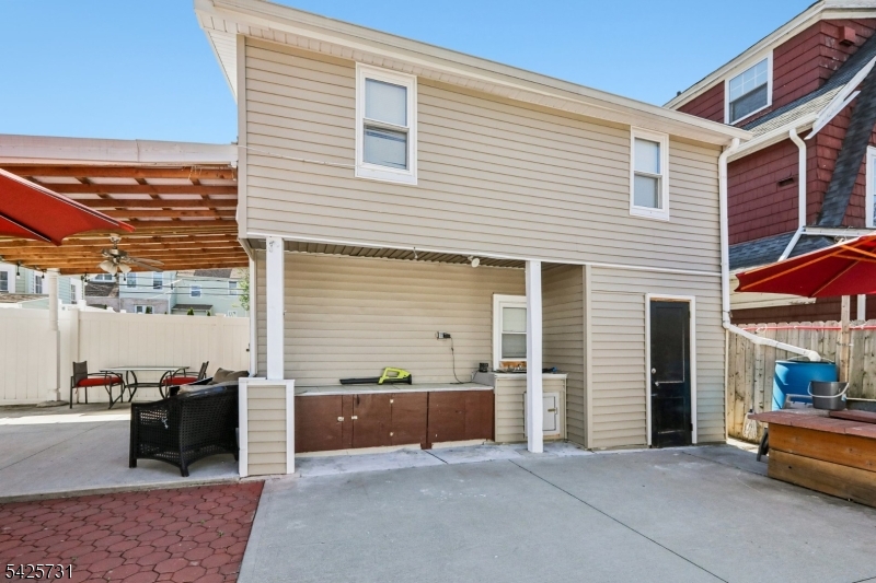 Forest Hill - Residential