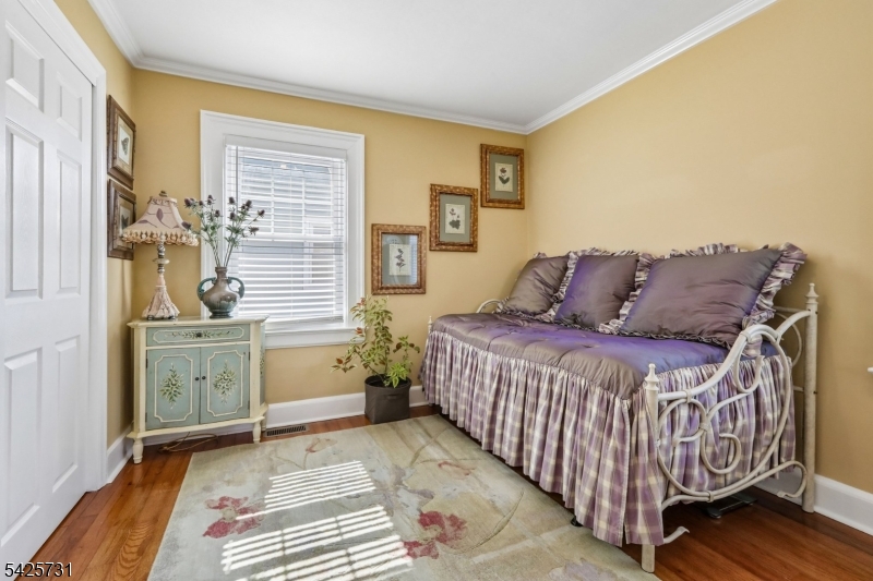 Forest Hill - Residential
