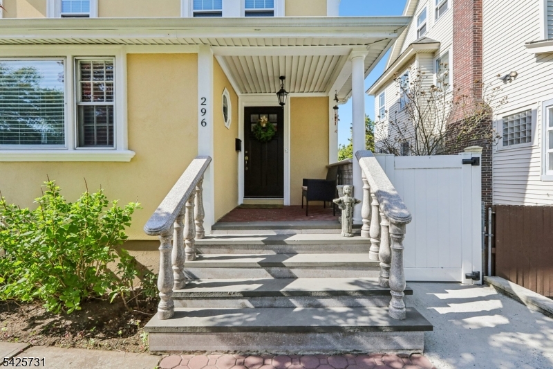 Forest Hill - Residential