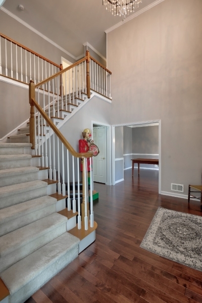 WELLINGTON KNOLLS - Residential