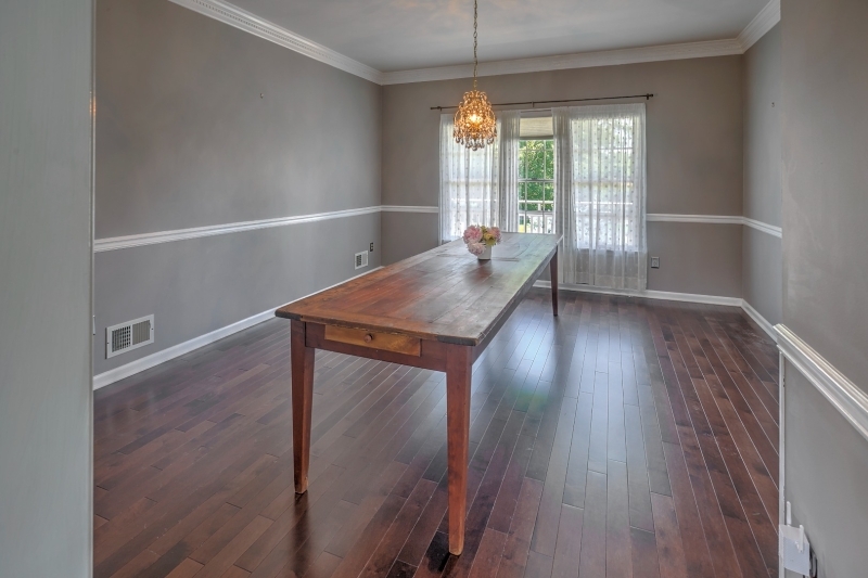 WELLINGTON KNOLLS - Residential