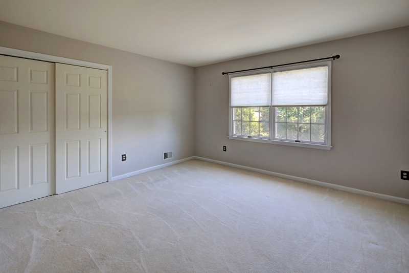 WELLINGTON KNOLLS - Residential