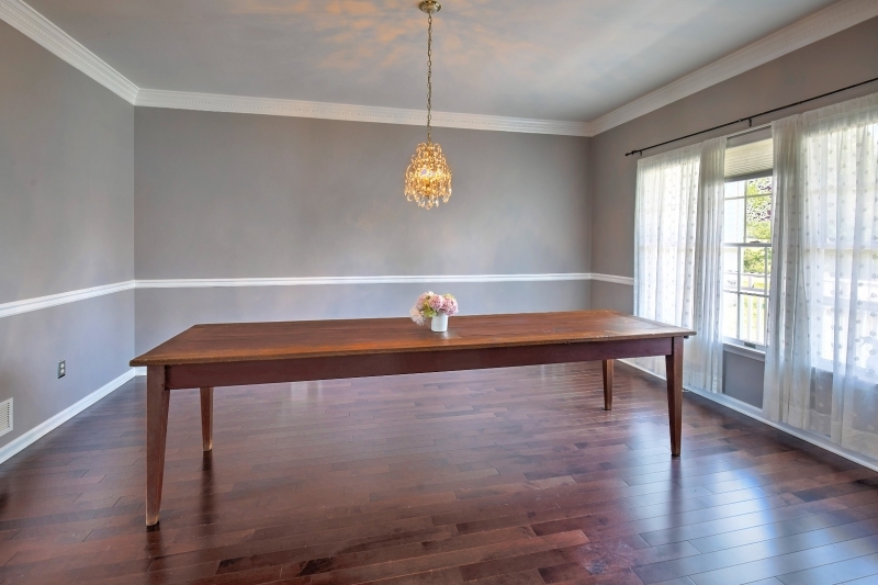 WELLINGTON KNOLLS - Residential