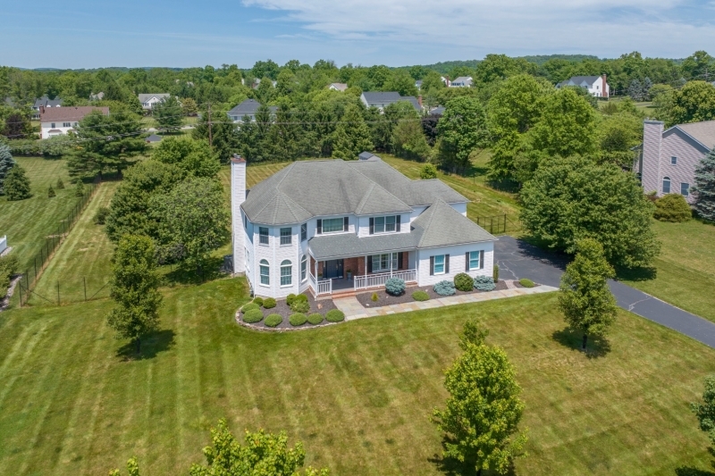 WELLINGTON KNOLLS - Residential