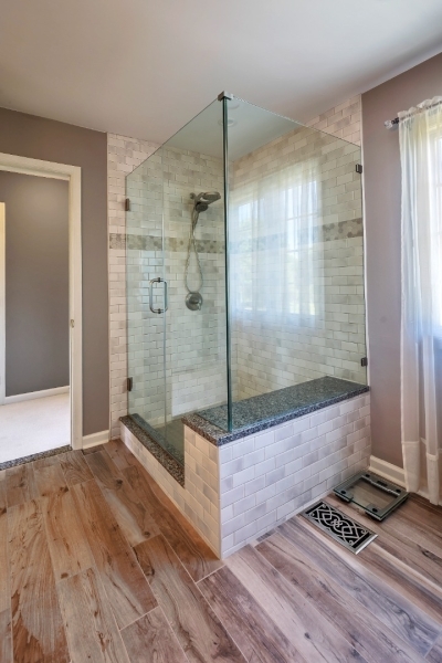 WELLINGTON KNOLLS - Residential