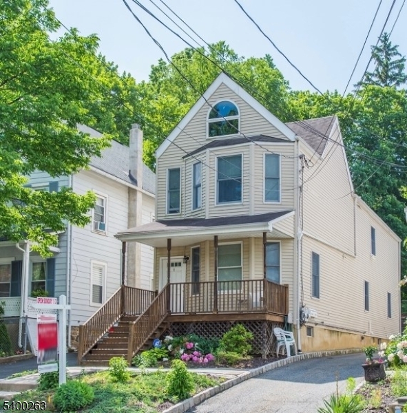 This open concept, spacious, 2 bedroom, 1.5 bathroom condo is walking distance to the Morristown green! The condo has hardwood floors, in-unit laundry, 2 free designated off-street parking spots, central air and heat, and has a large basement with plenty of storage space. 46 Phoenix Avenue (Apt. B) is around the corner from the heart of Morristown where you can find an abundance of restaurants, bars, coffee shops and more! The condo is conveniently located down the street from Whole Foods, 0.5 miles from CVS, and 1.5 miles from Morristown Medical Center. Other grocery/drug stores within a 5 mile radius include Wegmans, Shoprite, Stop & Shop, Kings, Rite Aid and Walgreens. For commuters, Phoenix Avenue is less than a mile from the Morristown NJ Transit station, route 202, route 24 and route 287.Large 2 bedroom, 1.5 bath with in unit washer and dryer. Spacious living room open to large eat in kitchen. Tenant has 2 off-street parking spaces + additional on-street parking. Landlord requires employment verification letter, recent credit report and last 3 pay stubs.