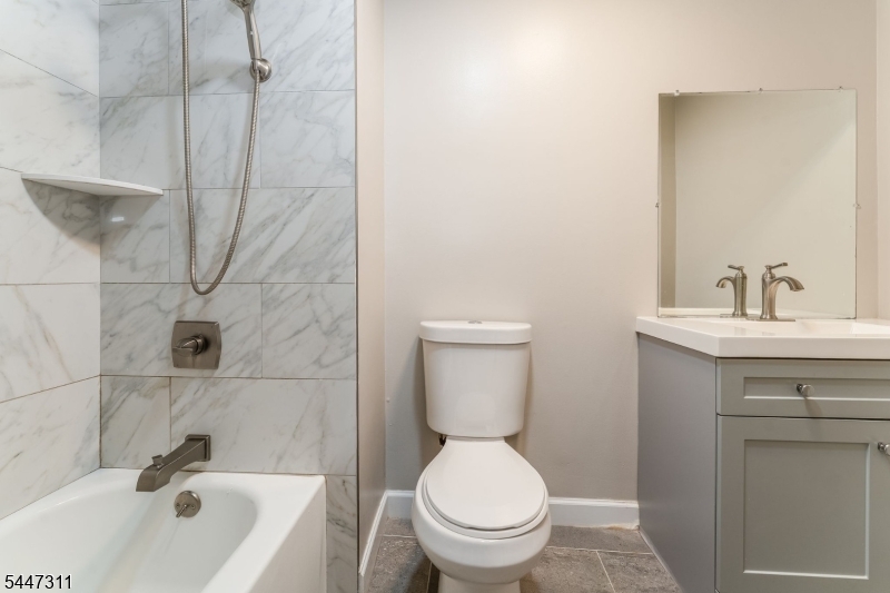 FLEMINGTON SOUTH - Residential