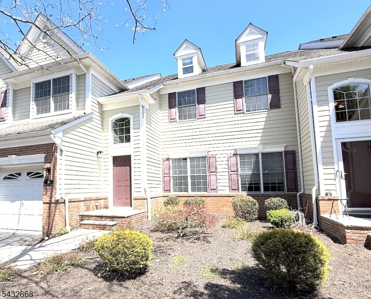 Cedarcrest - Residential