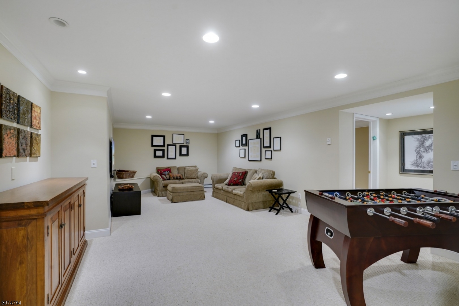 Ironia, Heritage VIII - Residential