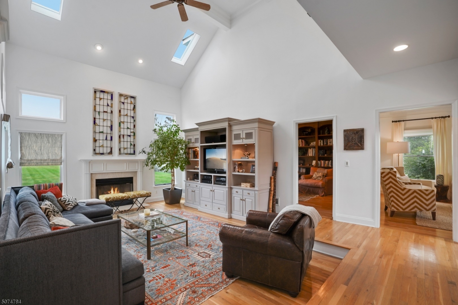 Ironia, Heritage VIII - Residential