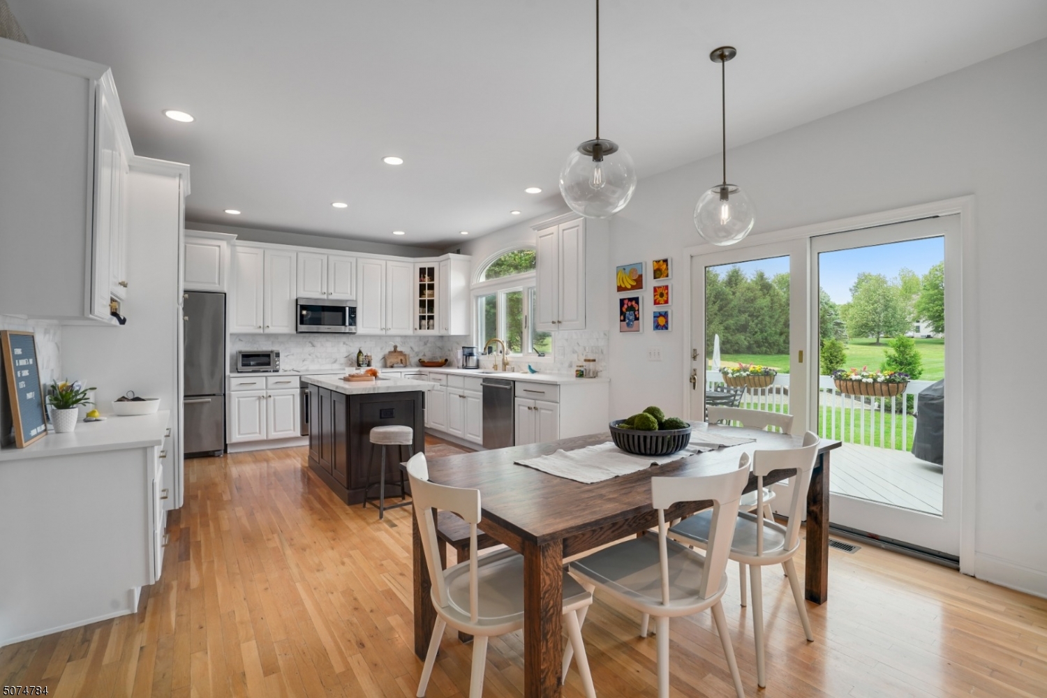 Ironia, Heritage VIII - Residential