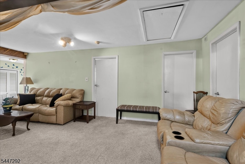 Upper Greenwood Lake - Residential