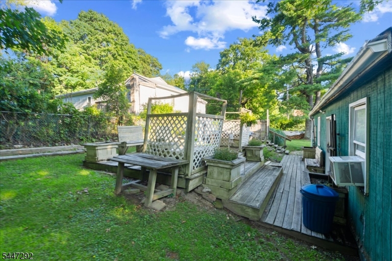 Upper Greenwood Lake - Residential