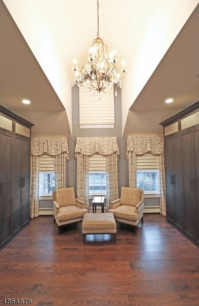 Rolling Hill - Residential