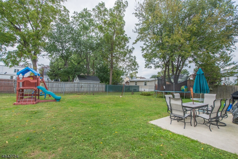 94, 96, 98 Broughton Ave. - Residential Income