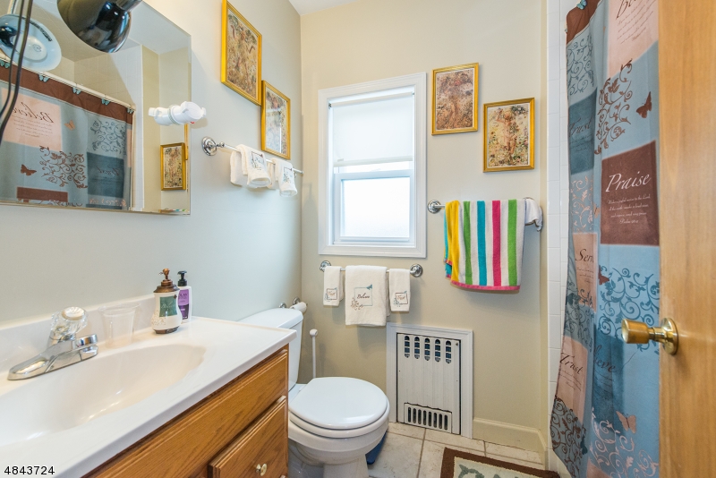 94, 96, 98 Broughton Ave. - Residential Income