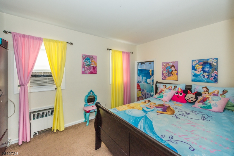 94, 96, 98 Broughton Ave. - Residential Income