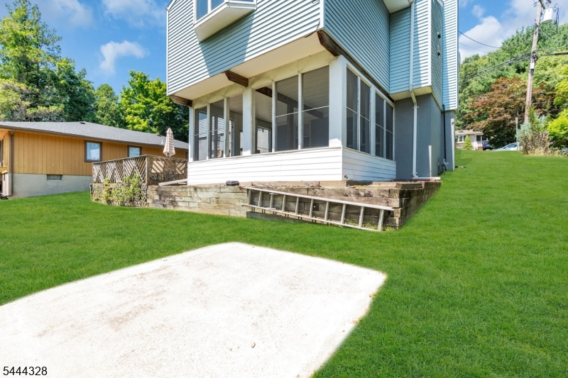 White Meadow Lake - Residential