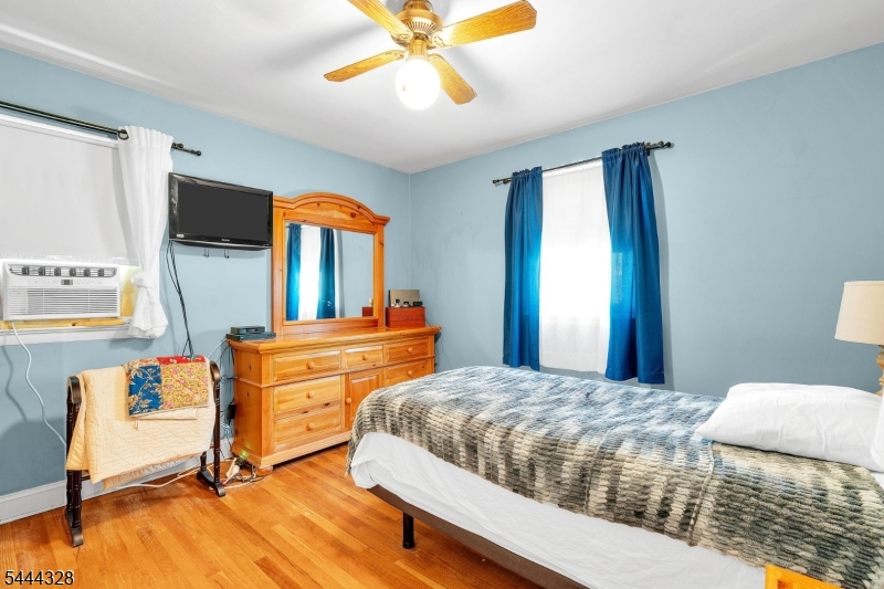White Meadow Lake - Residential