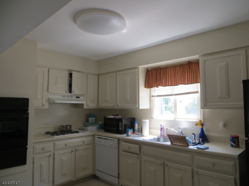 CLOVERHILL - Residential Lease