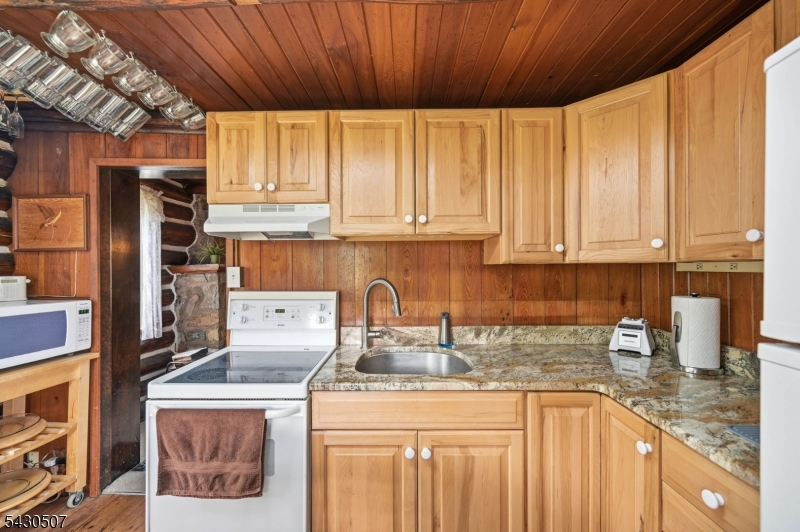Lk Lookover - Residential