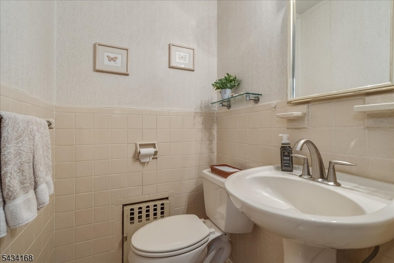 Hill Section - Residential