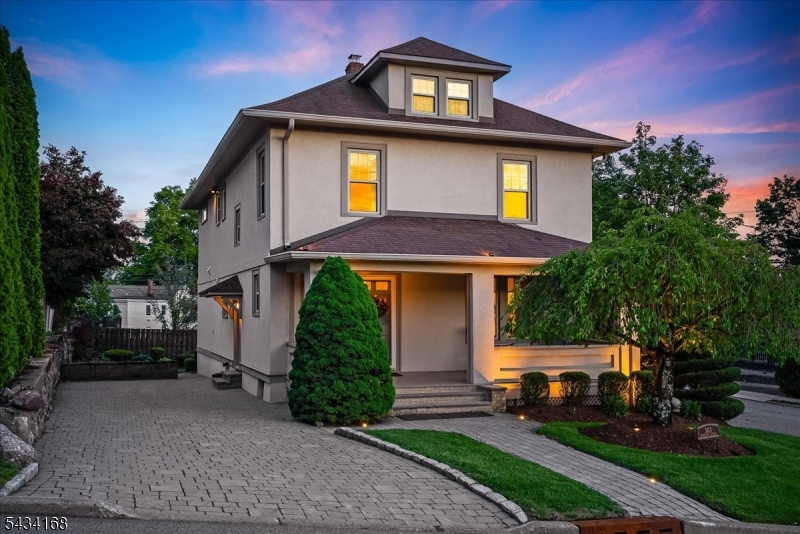 Hill Section - Residential