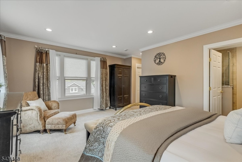 Hill Section - Residential