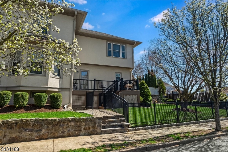 Hill Section - Residential