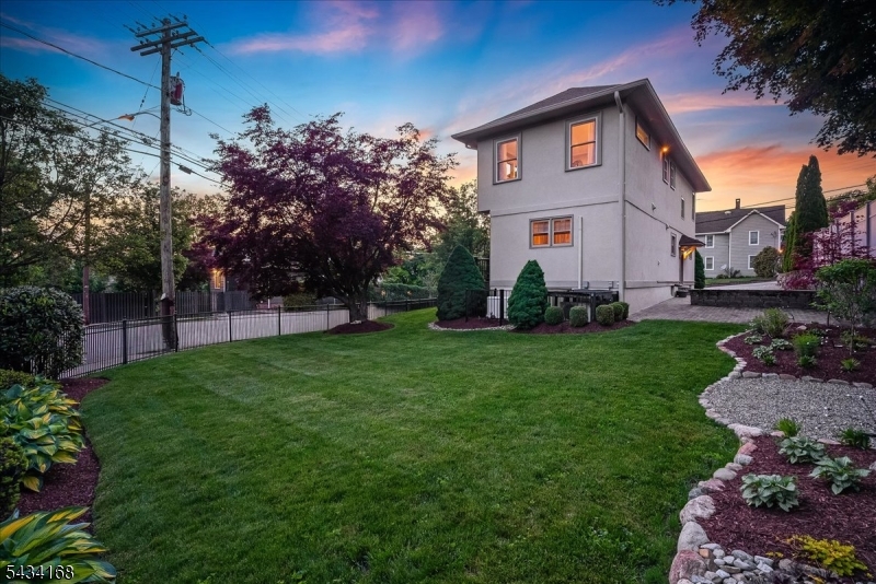 Hill Section - Residential