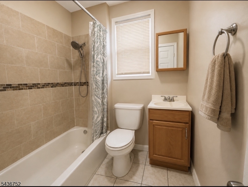 Weequahic section - Residential Income