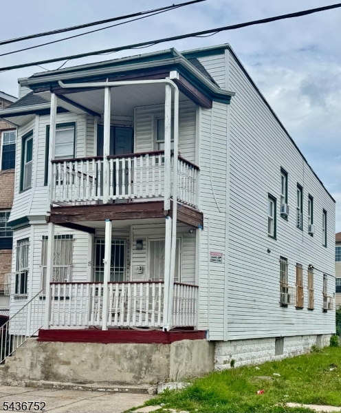 Weequahic section - Residential Income