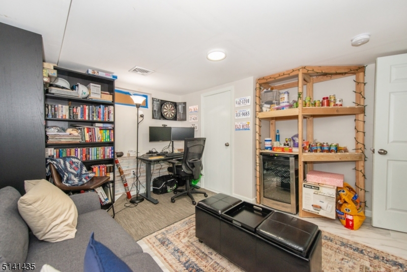 PHOENIX COMMONS - Residential