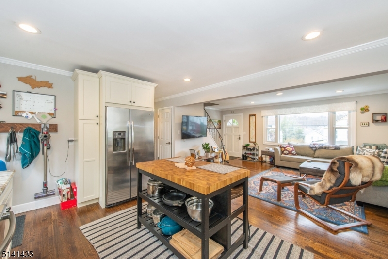 PHOENIX COMMONS - Residential