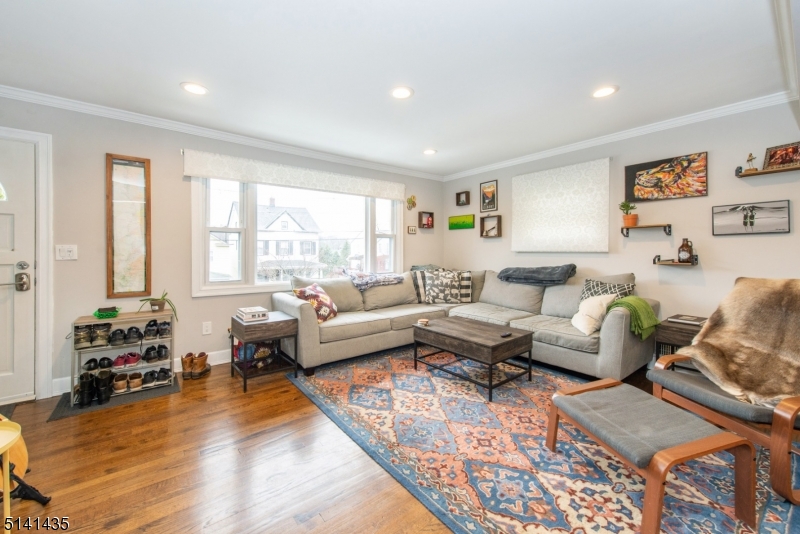 PHOENIX COMMONS - Residential