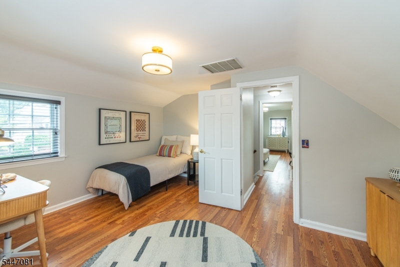 Oak View - Residential