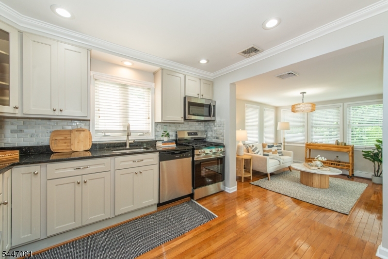 Oak View - Residential