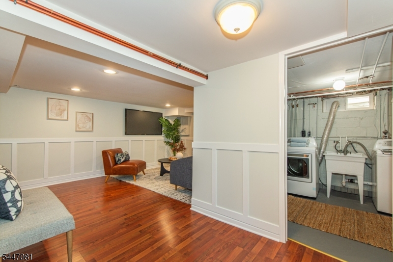 Oak View - Residential