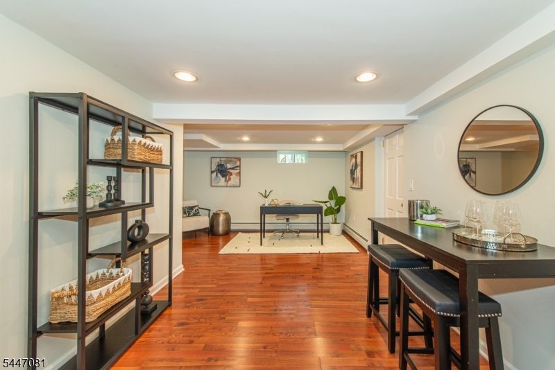 Oak View - Residential
