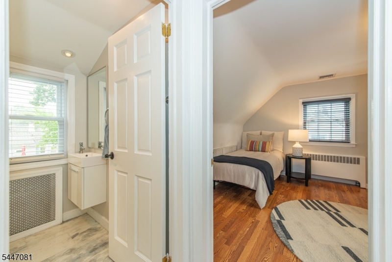 Oak View - Residential