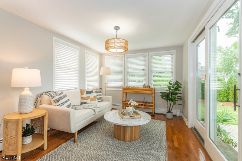 Oak View - Residential