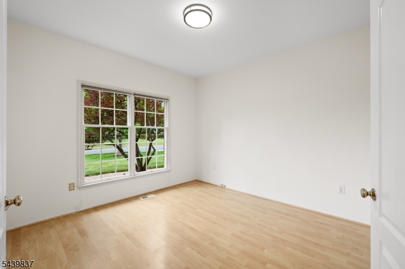 Montgomery Chase - Residential