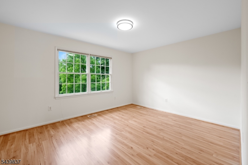 Montgomery Chase - Residential