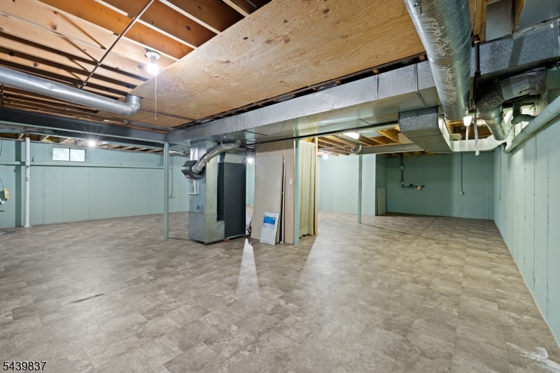 Montgomery Chase - Residential